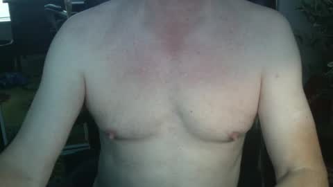 Snapshot of jamesray722 chatting on October 11, 10:14 pm jamesray722 online show from October 11, 10:14 pm