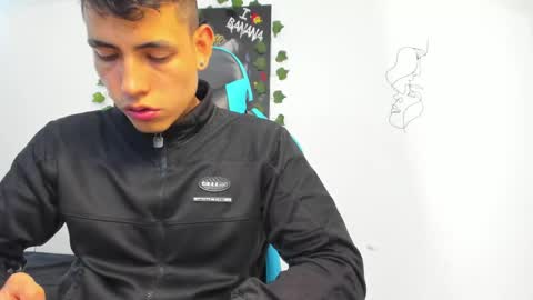 Jamess hott online show from January 7, 7:17 pm