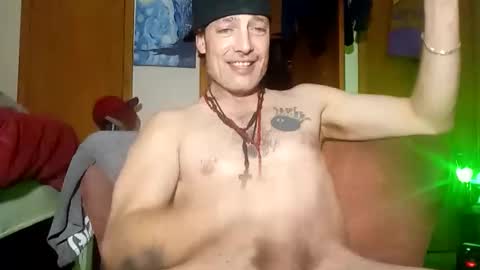 Snapshot of jamieshaneblueeyeswyo307 chatting on January 5, 8:43 am Supafly307blueeyes9in online show from January 5, 8:43 am