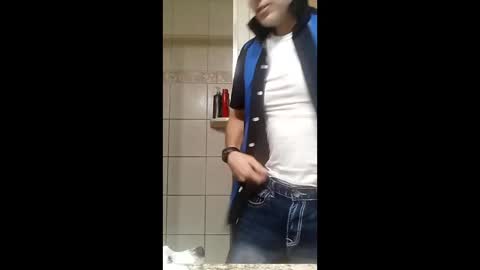 Snapshot of jamieshaneblueeyeswyo307 chatting on January 24, 4:49 pm Supafly307blueeyes9in online show from January 24, 4:49 pm