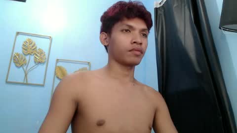 janlloyd04 online show from June 23, 7:13 am