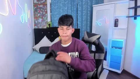 JARETT MILLER online show from February 6, 7:38 am