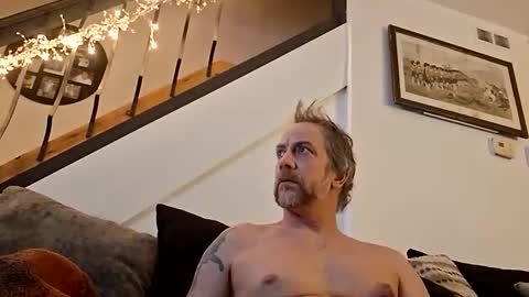 Fu kmecum online show from March 2, 4:34 am