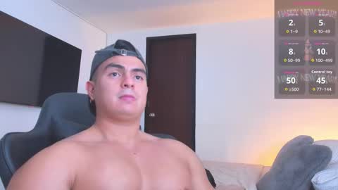 JBrooksXx online show from February 28, 7:57 pm