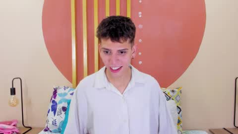 Snapshot of jasson_smit chatting on December 16, 1:22 pm J A S S O N  online show from December 16, 1:22 pm