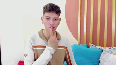 Snapshot of jasson_smit chatting on December 11, 1:11 pm J A S S O N  online show from December 11, 1:11 pm