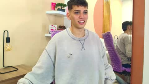 Snapshot of jasson_smit chatting on January 21, 12:46 pm J A S S O N  online show from January 21, 12:46 pm