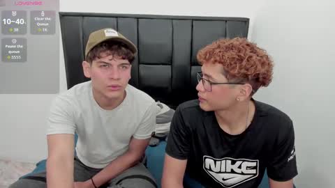 javieryalejandro online show from September 28, 9:13 pm