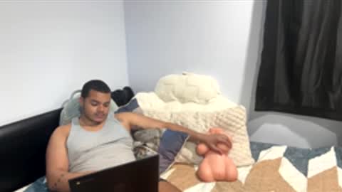 javiSdick online show from March 30, 3:07 am