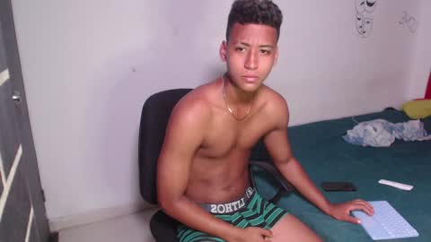 Javier online show from December 8, 8:41 am