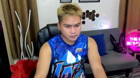 Snapshot of jay_hotcummer chatting on October 4, 10:09 am JL online show from October 4, 10:09 am