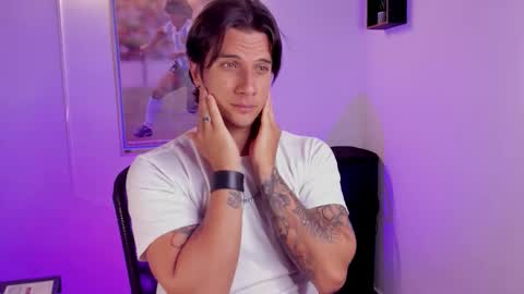 Jay Alvarrez online show from January 15, 9:39 pm