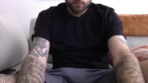 jayg333 online show from February 21, 9:54 pm