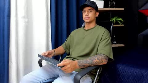 jaze_bradley online show from November 20, 11:42 am