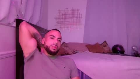 JcMax305 online show from March 9, 3:34 am