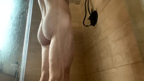 bi muscle online show from February 9, 9:49 pm