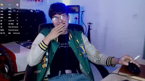 Snapshot of jeam_hot chatting on October 25, 10:33 pm jeam_hot online show from October 25, 10:33 pm