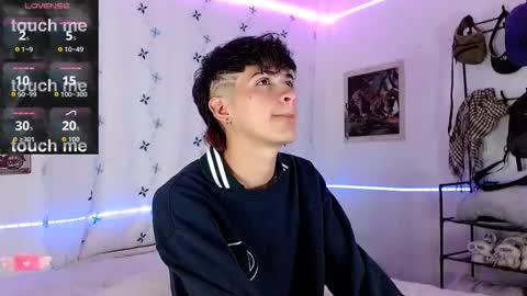 Snapshot of jeanfarelo chatting on September 12, 12:49 pm Jean online show from September 12, 12:49 pm