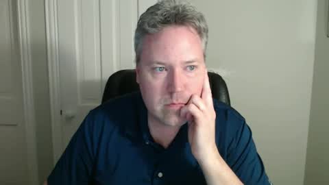 Snapshot of jeb5150 chatting on December 5, 3:59 am JE online show from December 5, 3:59 am