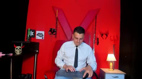 jeff_cooper online show from December 3, 9:23 pm