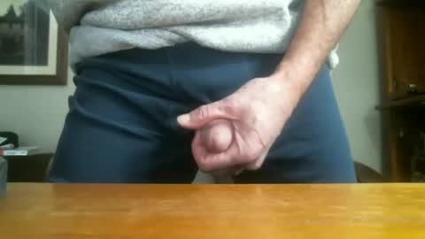 Snapshot of jeffbte315 chatting on February 21, 7:21 pm jeffbate online show from February 21, 7:21 pm