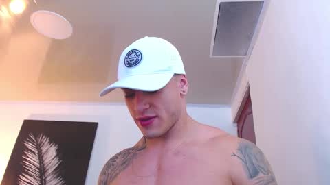 Snapshot of jeremy_lane chatting on October 27, 11:51 pm Jeremy lane online show from October 27, 11:51 pm