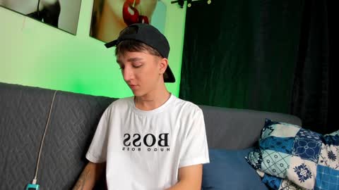 Snapshot of jeremy_salvatore_ chatting on January 21, 7:28 am jero independent model online show from January 21, 7:28 am