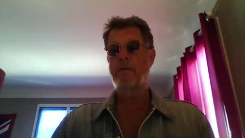 jerflor online show from May 23, 11:05 am