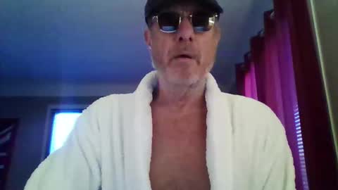 jerflor online show from January 11, 4:11 pm