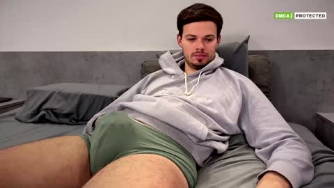 Snapshot of jerked_letto chatting on December 21, 7:24 am jerked_letto online show from December 21, 7:24 am