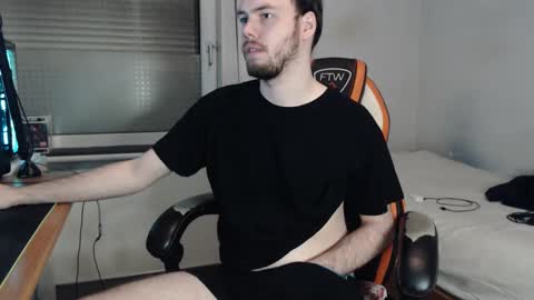 jessiebluexox online show from November 22, 12:10 am