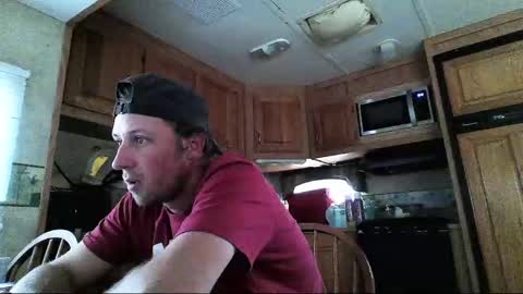 Snapshot of jessiehammerdik chatting on December 23, 4:17 pm Dixon Cider online show from December 23, 4:17 pm