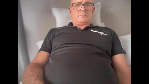 Jesuiscoquin online show from March 16, 5:44 am