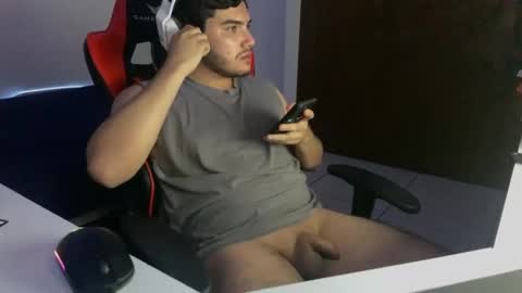 HotBoy online show from January 22, 8:40 am