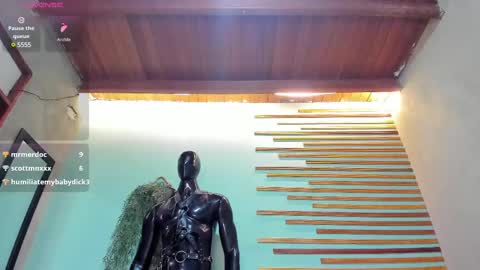 Snapshot of jharol_cardona chatting on February 21, 1:44 am Jharol  online show from February 21, 1:44 am