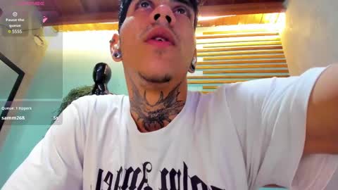 Snapshot of jharol_cardona chatting on February 28, 1:26 am Jharol  online show from February 28, 1:26 am