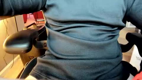 jhernandez13 online show from February 5, 11:01 pm