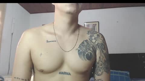 Snapshot of jhon_tommy chatting on December 16, 12:38 pm jhon tommy online show from December 16, 12:38 pm