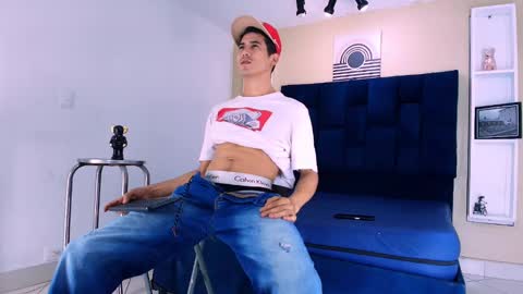 Jhon online show from December 5, 2:31 am