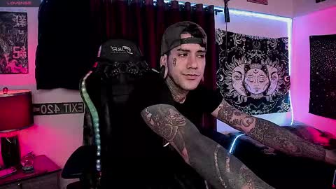 jhonny_ackerman online show from December 3, 4:28 pm