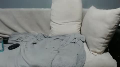 jhonnyboyx online show from December 15, 5:02 am