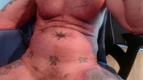 Snapshot of jimshard7x6 chatting on February 20, 10:26 pm cock model  bathing suit model online show from February 20, 10:26 pm