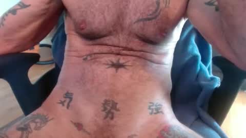 Snapshot of jimshard7x6 chatting on September 20, 7:36 pm cock model  bathing suit model online show from September 20, 7:36 pm