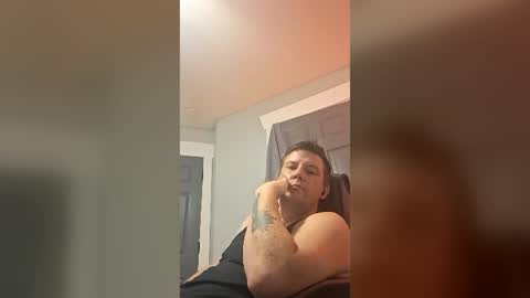 jmdooley1868 online show from June 22, 6:08 am