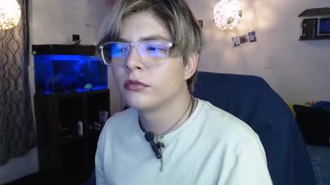 Nick online show from February 14, 1:02 am