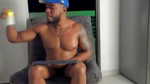 Snapshot of joan_saenz chatting on January 5, 3:11 am JOAN SAENZ online show from January 5, 3:11 am