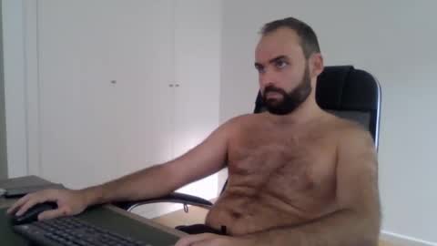 joaodias_18 online show from September 12, 5:24 pm
