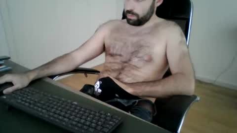joaodias_18 online show from April 9, 5:30 pm