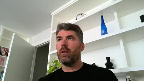 Snapshot of joaquinix123 chatting on September 30, 10:52 am joaquinix123 online show from September 30, 10:52 am