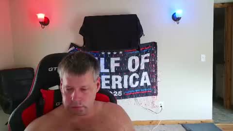joejoe__ online show from June 19, 4:34 pm